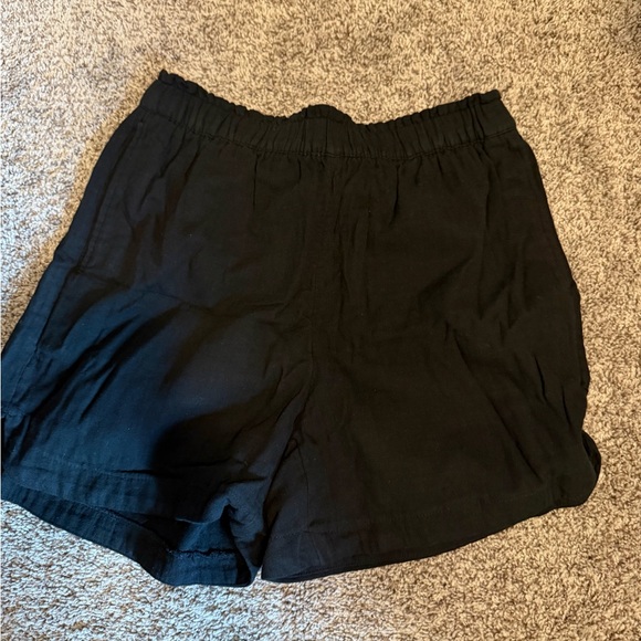 Old Navy Pants - Old Navy Black High-Waist Elastic-Waist Women’s Shorts